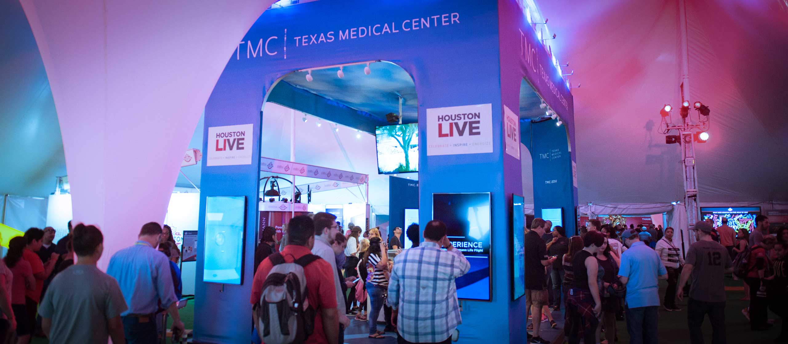 tmc_booth_parallax