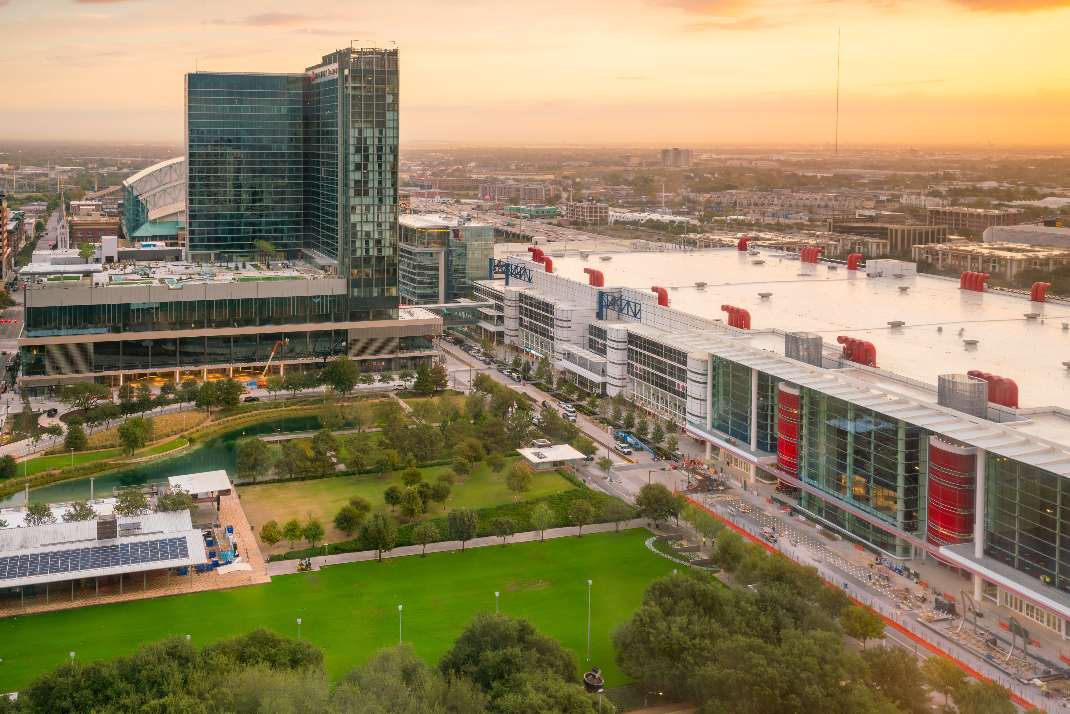What to do around the George R. Brown Convention Center | Staging Solutions Inc.